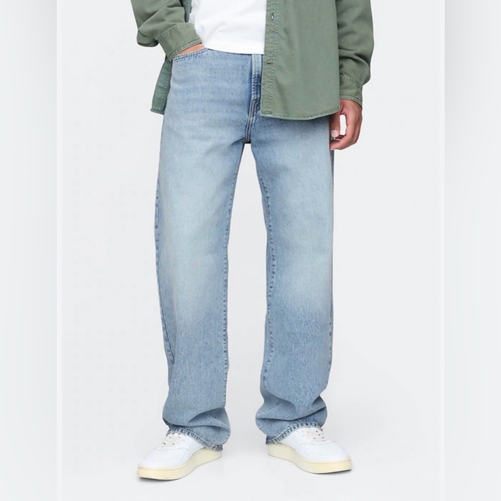 Gap men’s 38/30 loose fit front button jeans